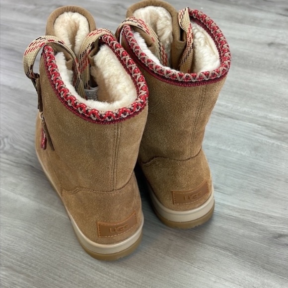 🌿UGG🌿 CLASSIC WEATHER HIKER HI BOOTS - Picture 7 of 16